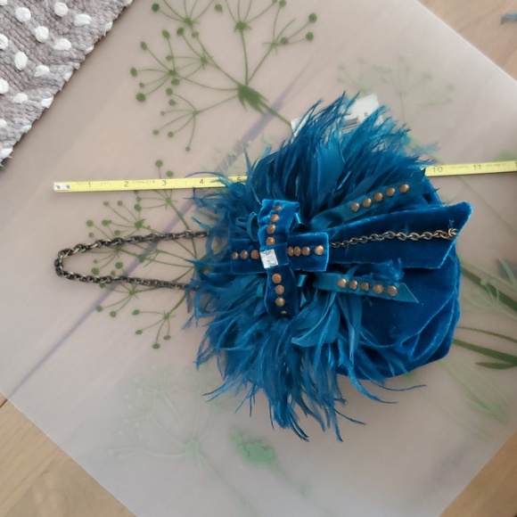 NWT Steve Madden Vintage Velvet & Feather Gorpcore Bag - Picture 9 of 10